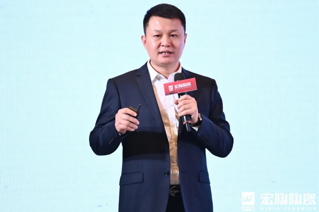 腾博会官网品牌总司理曹坚贞