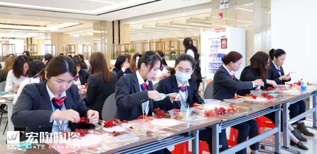 腾博会官网地砖永生花团扇手作学堂”活动