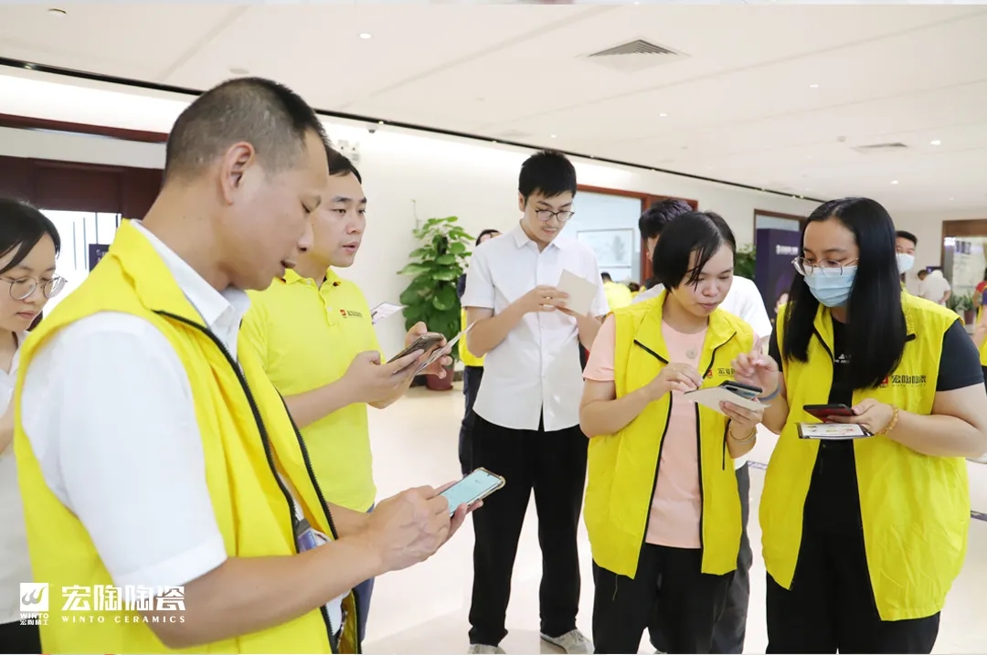 2021腾博会官网陶瓷中秋游园会现场图