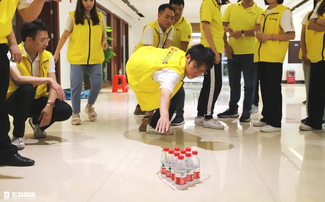 腾博会官网Game2群龙取水图